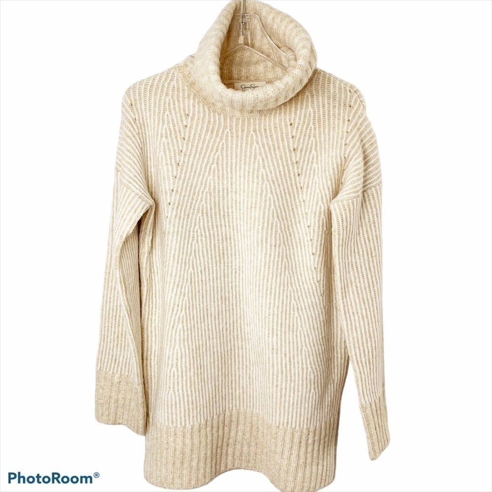 𝅺JESSICA Simpson Oversized Turtleneck Sweater Size XS